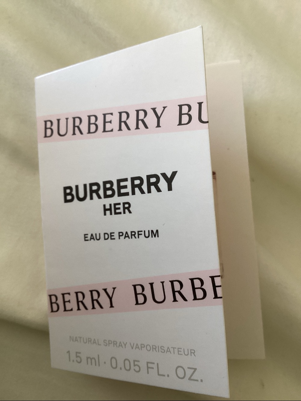 Burberry Samples 5 (2 men (3 women Mason Francis Kurkdjian Paris 5 women - Picture 4 of 10